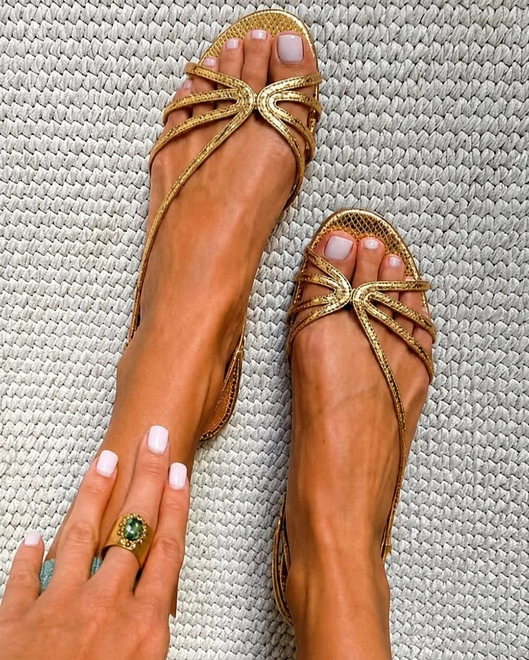 Elara™ – Elegant Strappy Sandals